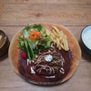 木のした料理店 - 料理写真:デミグラスソースのクリームチーズのせハンバーグランチ