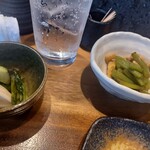 焼き鳥 かみむら - チャージ＠880円、芋焼酎＠880円、気まぐれ一品@550円