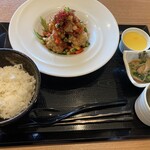 CHINESE DINING 瑞 - 【油淋鶏塊】週替わりランチ定食