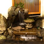 ごん助 - トイレの滝が天然の音姫