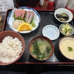まる信 食堂 - 