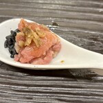 スシエビスHana - 本マグロ中落ち黒シャリスプーン盛り