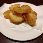 居酒屋 赤べこ - フライドポテト　495円