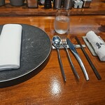 306092464 - 