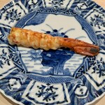 すし 良月 - ボタンエビの炭火焼き