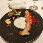 306095598 - サーモン野菜添え