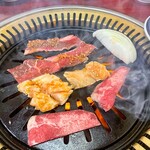 焼肉・ホルモン ながはた - 