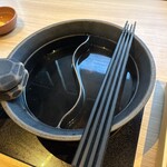 しゃぶしゃぶ温野菜 - すき焼きとダシのスープ。この2種だとしゃぶしゃぶとすき焼きが頂けますので、ベストチョイスだと確信してます(ﾟ∀ﾟ)