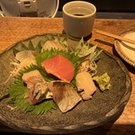 吟魚のはなれ  吟チロリ - 