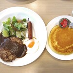 ガスト - 料理写真:ハンバーグモーニングセット（パンケーキに変更）