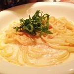 Uniko - ウニ＆飛び子の生麺クリームパスタです。