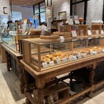 ベーカリー スクエア - 