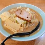 マリモ - 料理写真:味噌ラーメン 920円＋バター90円（マリモ）