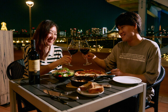 座席 : Trattoria&Pizzeria LOGIC お台場 （ロジック） - お台場海浜