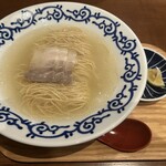 豚そば月や 福岡空港店 - 