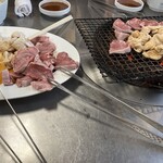 いつ好 - ホルモンと豚タン