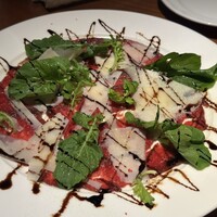 Nubia - 馬肉とチーズ