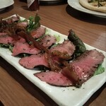 真狩村金丸農園直営 野菜居酒屋ルンゴカーニバル - ローストビーフ