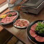 やきにく 尋 - 