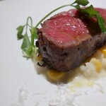 306125697 - 燻した香りの大和牛と初夏 イディアサバルのアロス・クレモッソ