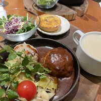 小岩井農場TOKYO  - 