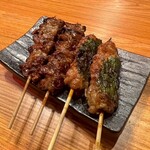 個室で味わう博多もつ鍋と手打ち焼き鳥 呑兵衛 - 