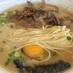 桃苑 - ストレート細麺