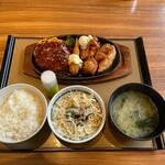 やよい軒 - 料理写真: