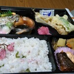 駅弁山﨑屋 - 上越妙高ありが１０うまさ満喫弁当