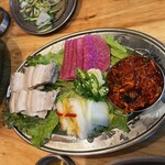 韓国料理ポチャ クァンジャン市場 - ポッサム