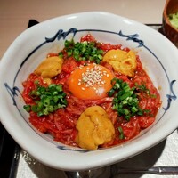 牛刺しと焼肉 仔虎 クリスロード店 - 