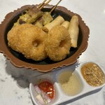 Asian Corner - あげもの３種。酢ソース、甘ソース、ピーナツソース