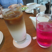 オールデイダイニング オアシスガーデン - アイスカフェオレ、フレバーウォーター