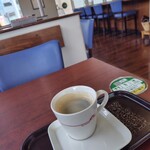 モスバーガー 上田東店 - モスバーガーのコーヒー税込300円（イートイン）　サイズ選択肢はなし