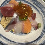 魚源 - 海鮮丼