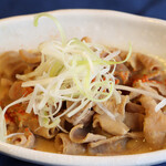 えびすの宴 - 味噌香る豚モツ煮込み