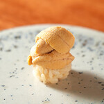 寿司 あさ海 - 料理写真:赤雲丹（萩）