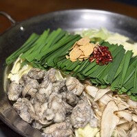 炙りもつ鍋
