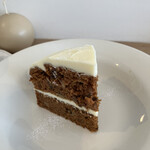 喫茶tton - たっぷりフロスティング。サンドもされてます、嬉しいなぁ