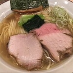 らーめん3000 - 「鹽らーめん」（1,100圓）
      「大盛り」（150圓）。