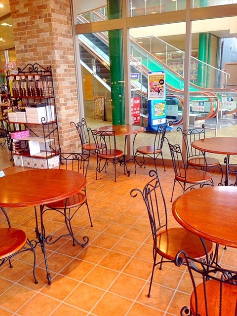 WORL BON BON 御所野店 - 四ツ小屋（ケーキ）の写真