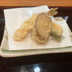 蕎麦うらやす信や - ランチセットの天ぷら盛り合わせ