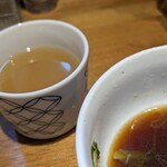 中華そばや 和凡 - 割りスープ