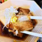 伊勢屋 - 豚の角煮（アップ）