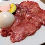 焼肉 笑山門 - 牛タン1250円