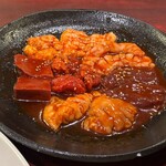 本とさや - ■スタミナ焼　タレ￥1,650：香ばしく焼き上げることで、ニンニクの風味が立ち、ビールとの相性が抜群。価格以上の満足感。