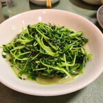 上海豫園 - 豆苗炒め