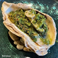 DADA - 存在感のある牡蠣