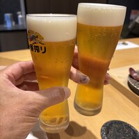 鮨 権左衛門 - 生ビールでかんぱ～い♪