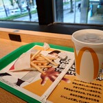 マクドナルド - マックフライポテト(S)、プレミアムローストアイスコーヒー(M)